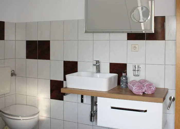 Zu Den Grauen Ziegenboecken Serba